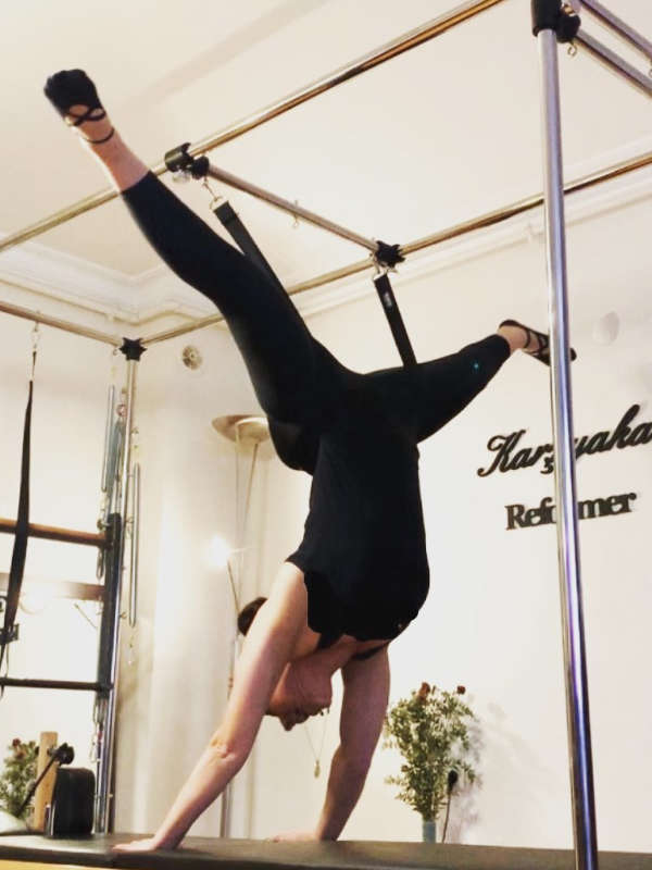 karsiyaka grup reformer pilates derslerinin yapisi ve avantajlari